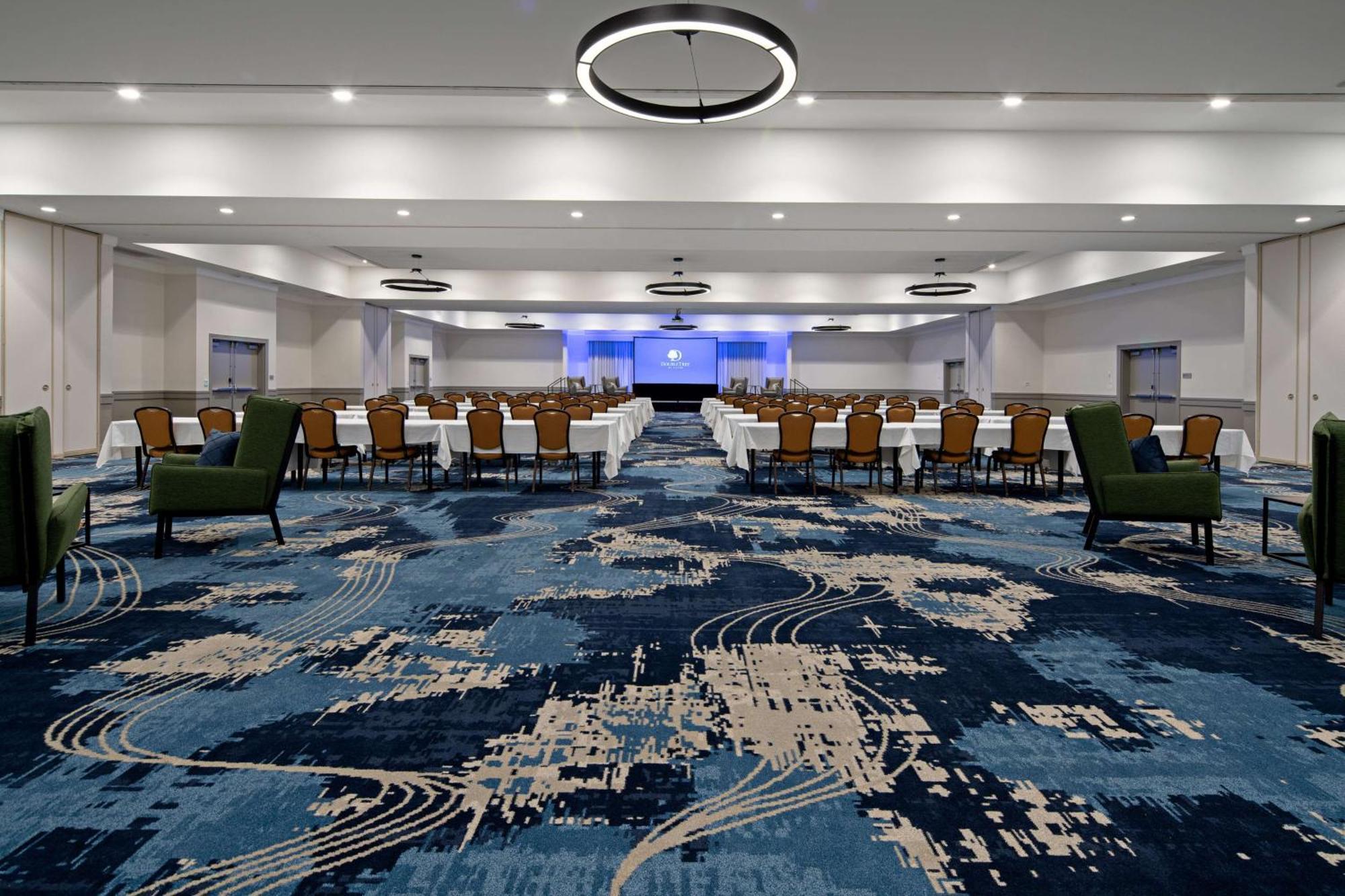 Doubletree By Hilton Bakersfield Hotel Eksteriør billede